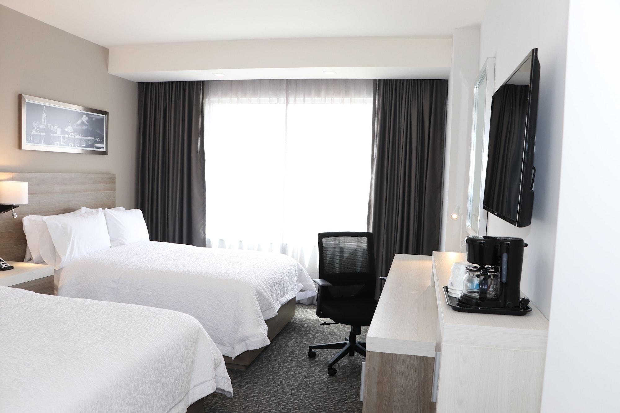 Hampton & By Hilton Hotel 3*