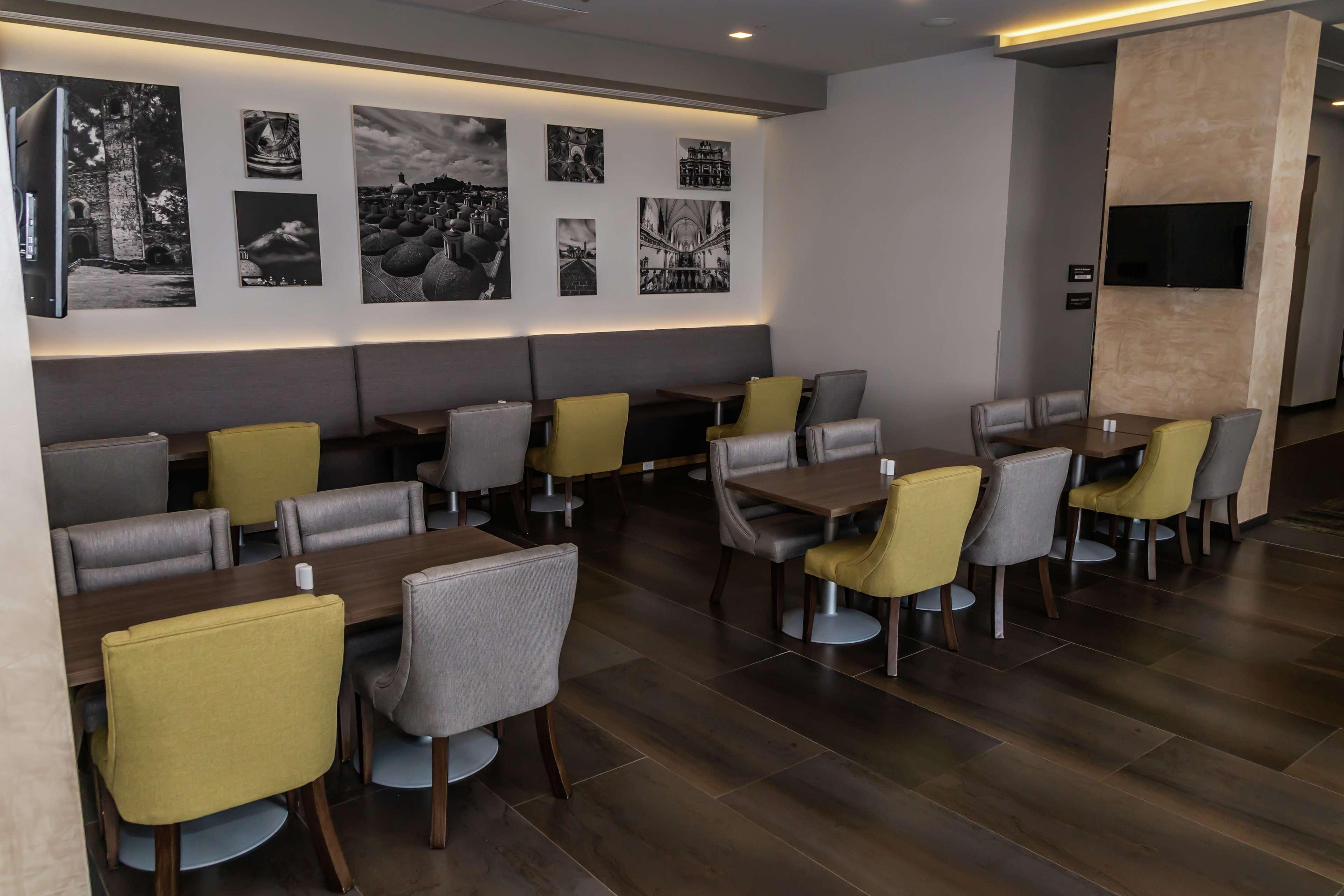Hampton & By Hilton Hotel
