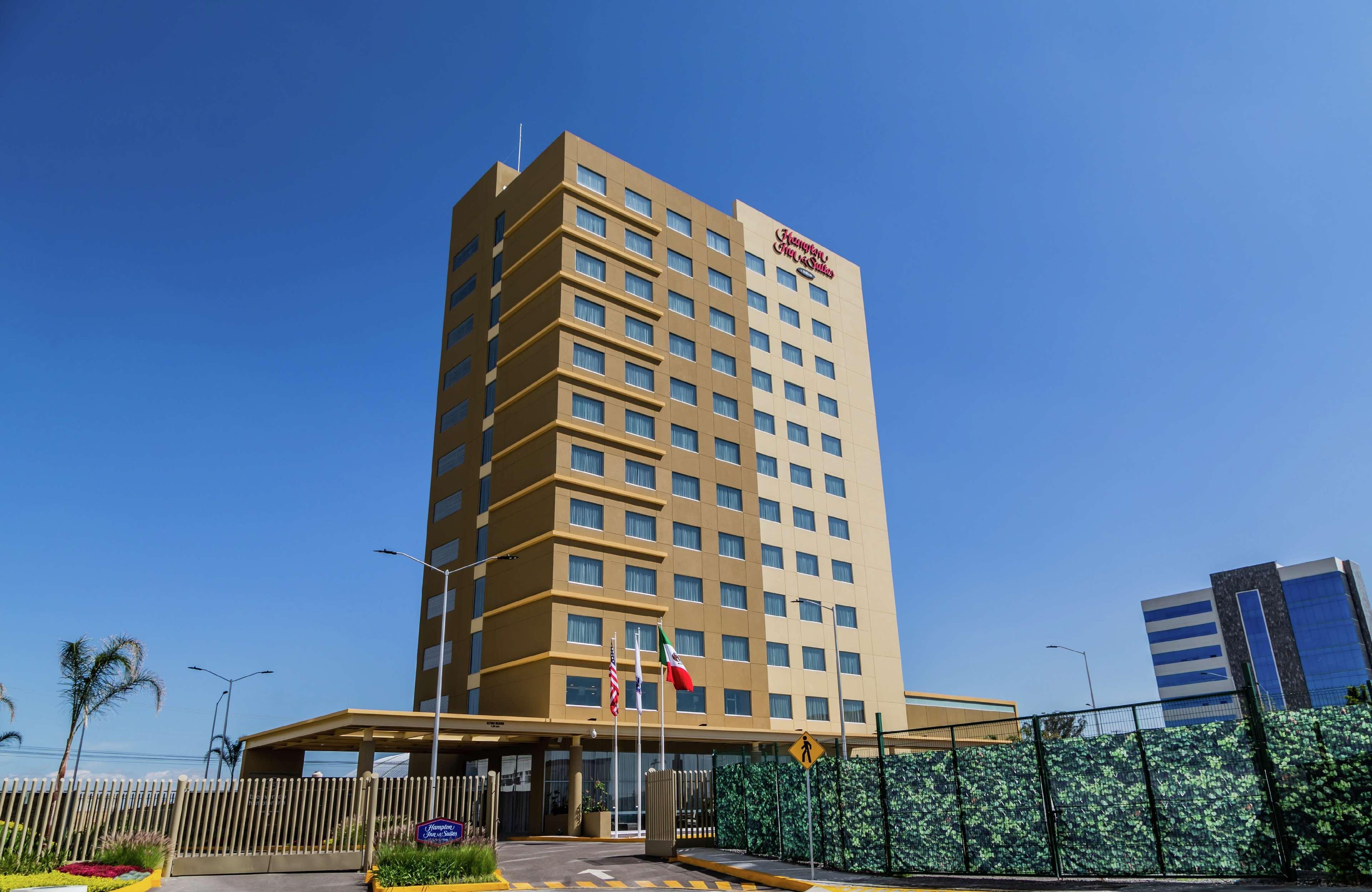 Hampton & By Hilton Hotel Puebla