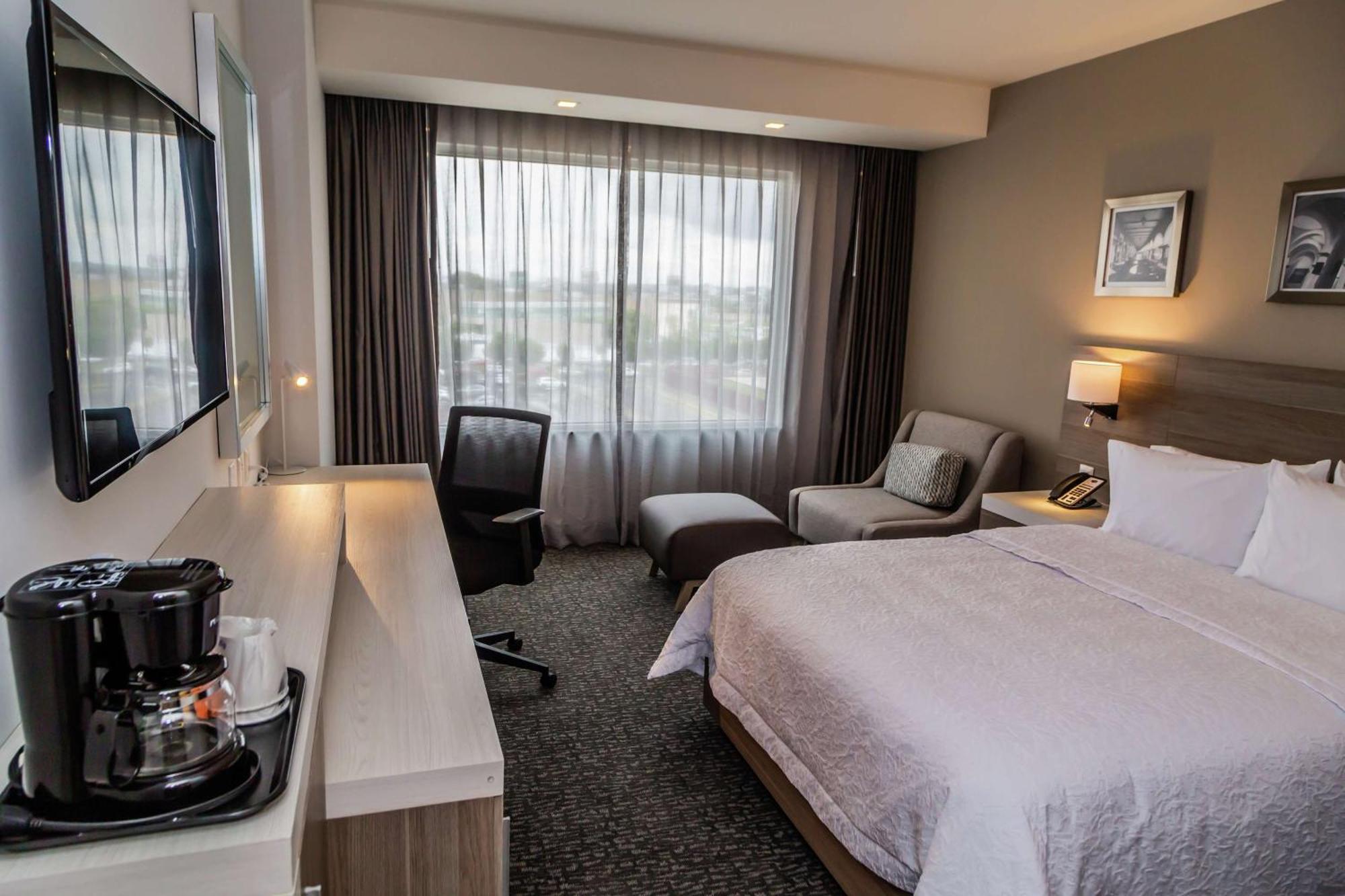 Hampton & By Hilton Hotel 3*