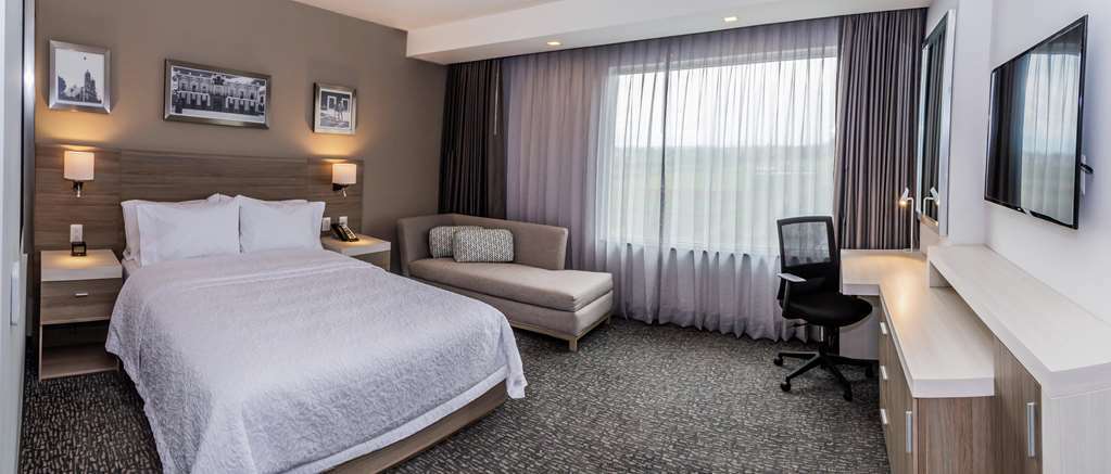 Hotel Hampton & By Hilton 3*