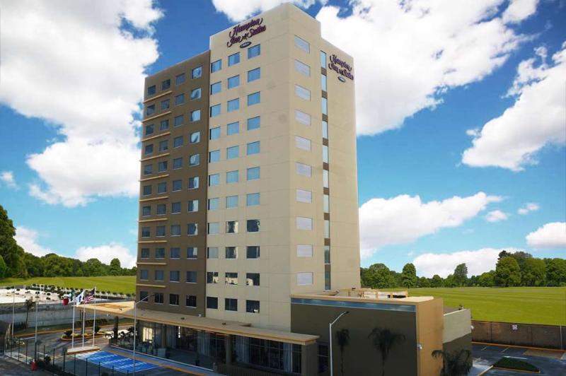 Hotel Hampton & By Hilton Puebla